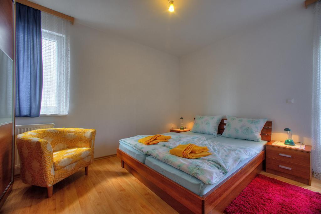 Apartments Peran Šibenik Quarto foto